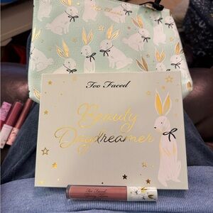 Too Faced Beauty Daydreamer Bundle
